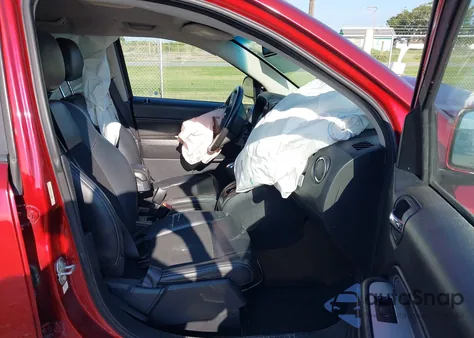 2017 Jeep Compass Latitude Fwd из США, поврежденный, VIN 1C4NJCEAXHD116543